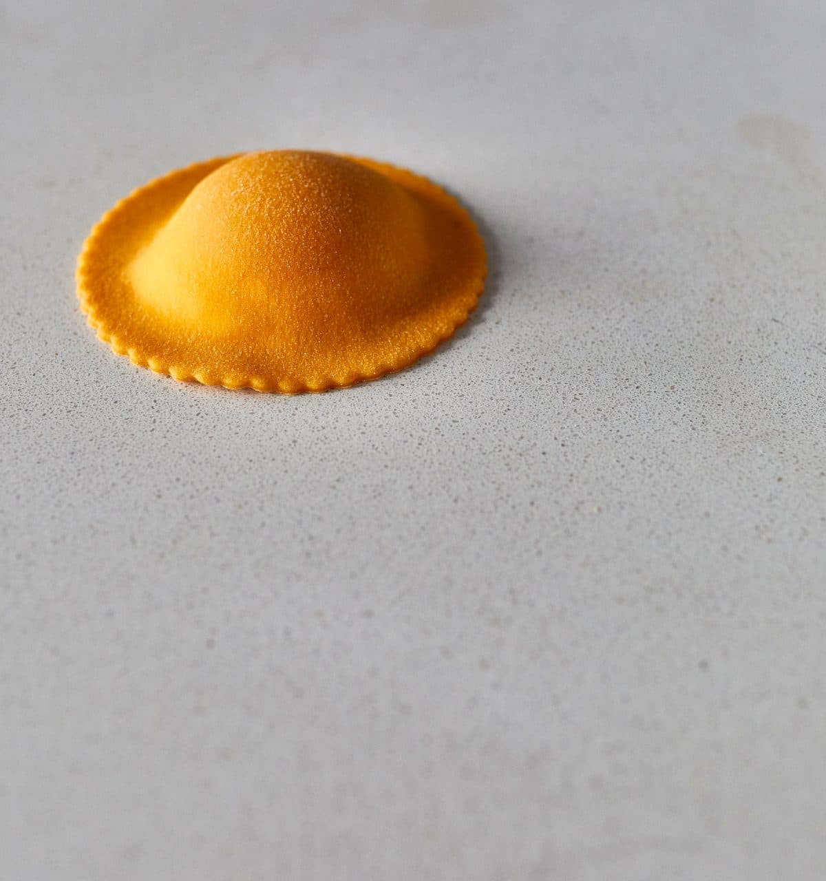 Raviolo by Mateo Zielonka